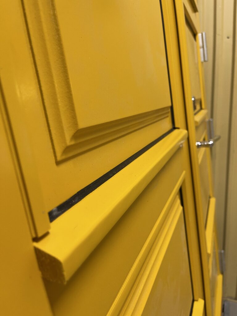 färgad pardörr dörrbläck